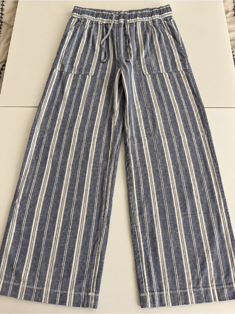 GAP Blue and White Vertical Stripe Drawstring Joggers